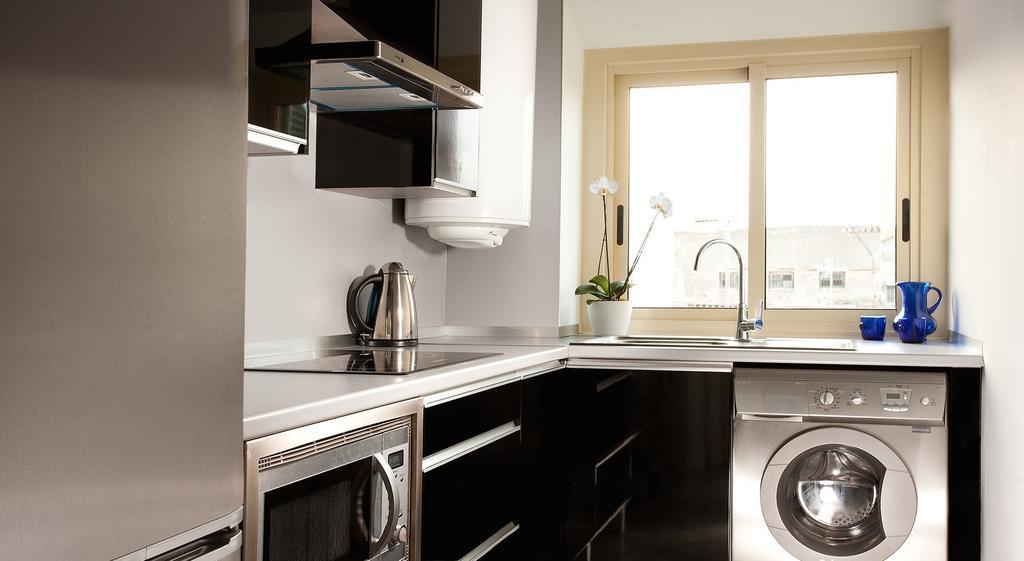 Urbanliving Liborio Apartment Malaga Luaran gambar