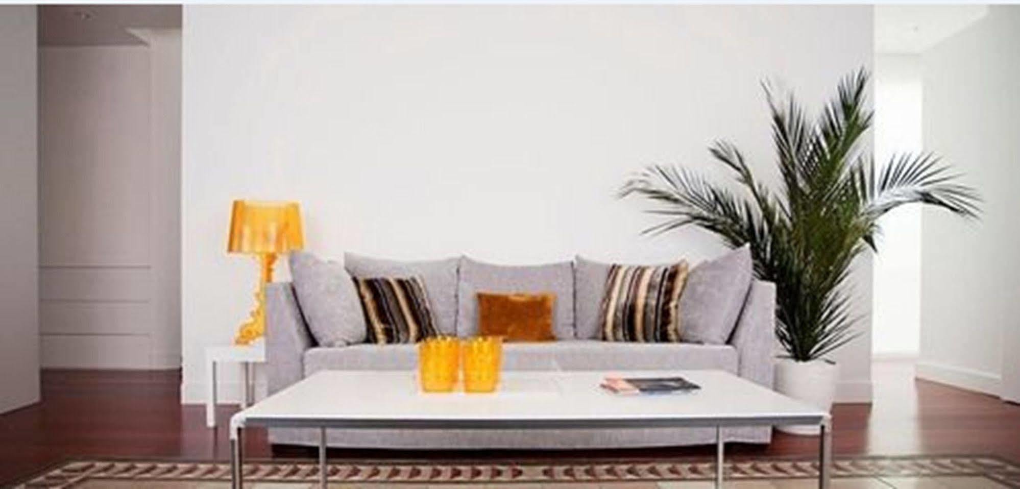 Urbanliving Liborio Apartment Malaga Luaran gambar